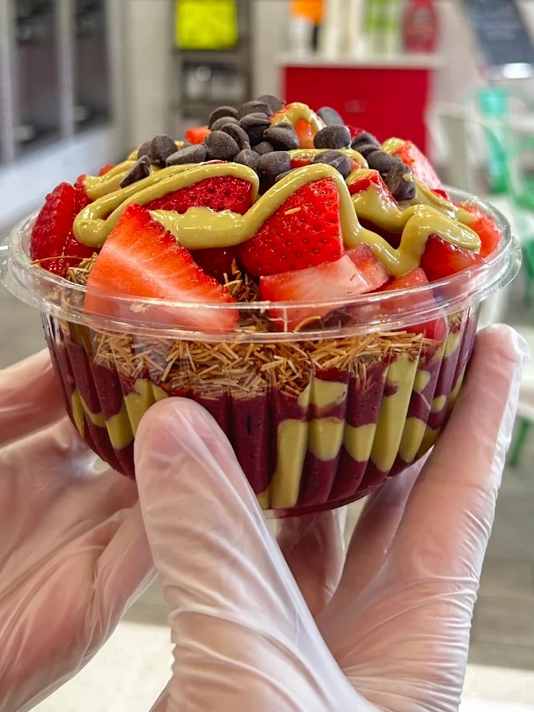 Creations Acai bowls